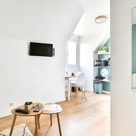Studio A Deux Pas De La Petite Venise 아파트